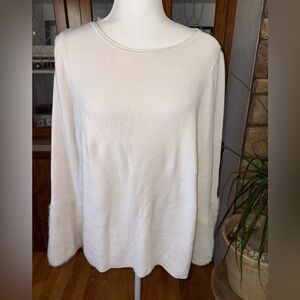J.JILL SIZE LARGE CREAM COLORED SWEATER WITH FURRY CUFFS.